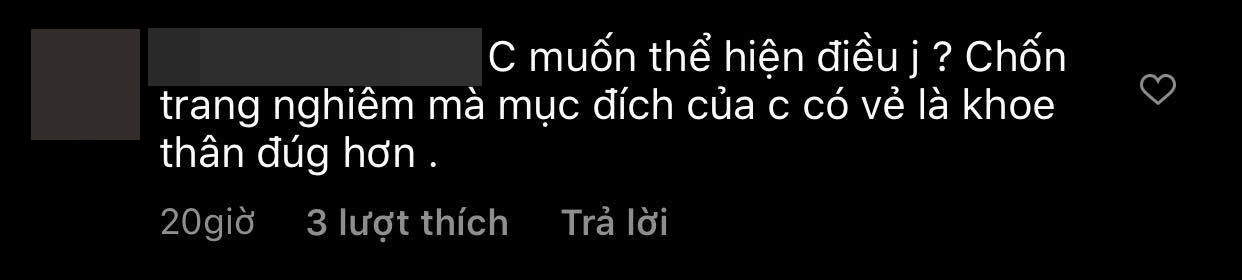 Người đẹp Việt mặc áo dài mỏng chụp ảnh chốn trang nghiêm gây bức xúc - 8