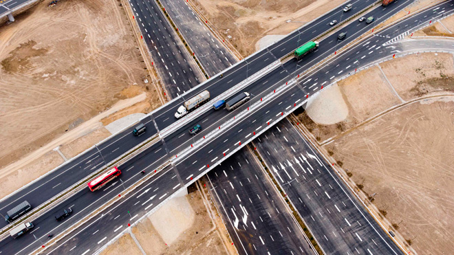 Toàn cảnh nút giao 400 tỉ vành đai 3 với cao tốc Hà Nội - Hải Phòng trước ngày thông xe - 7