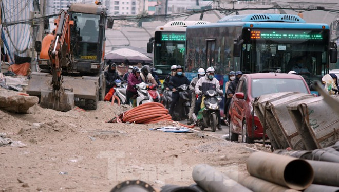 Tin tức 24h qua: Băng tuyết phủ dày miền núi phía Bắc như trời Âu - 3