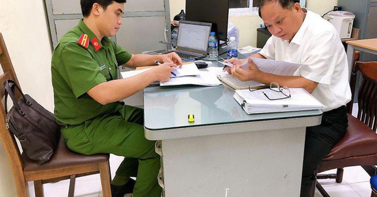 Tin tức 24h qua: Nữ hành khách nhận lại nhẫn kim cương sau 3 ngày đánh rơi trên máy bay - 4