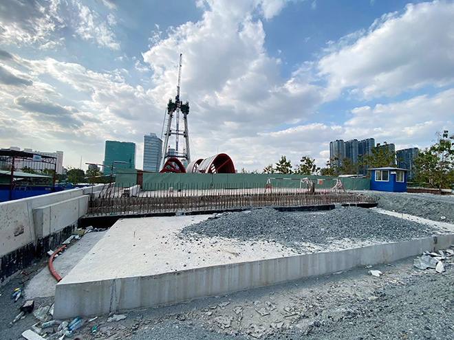 Ảnh: Cầu biểu tượng mới ở TP.HCM bắc qua sông Sài Gòn “đứng hình” sau 5 năm khởi công - 5