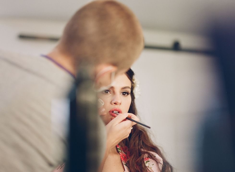 Selena Gomez tự tin khoe body "thùng phuy" dù mập vẫn là nàng béo xinh nhất - 3