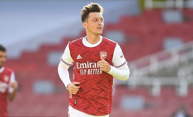 Tin chuyển nhượng tối 16/1: Ozil đạt được thỏa thuận rời Arsenal - 1