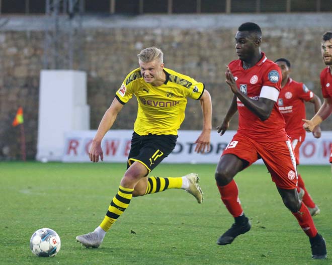 Dortmund Vs Mainz / Borussia Dortmund vs FSV Mainz live streaming