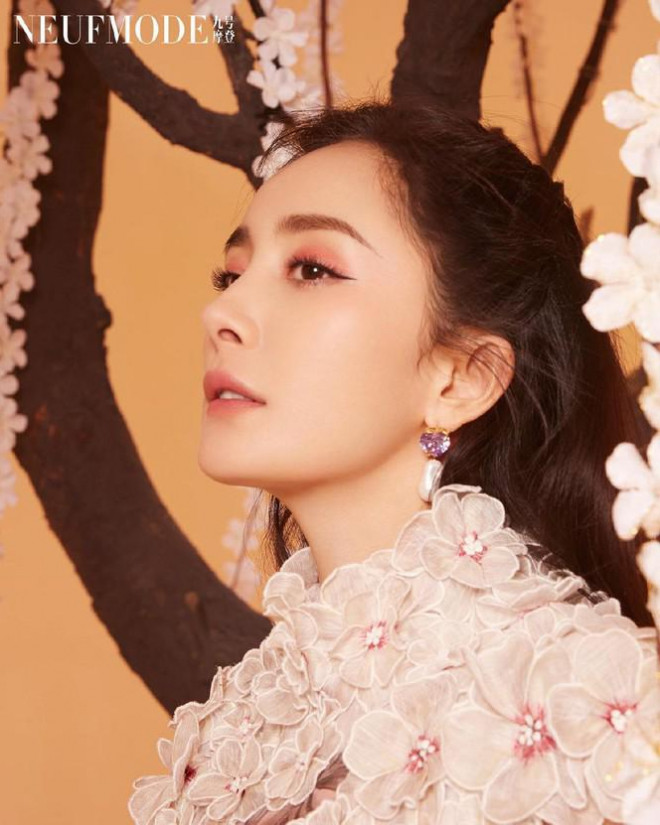 Dương Mịch quá đẹp và gợi cảm khiến fan ngất ngây - 5