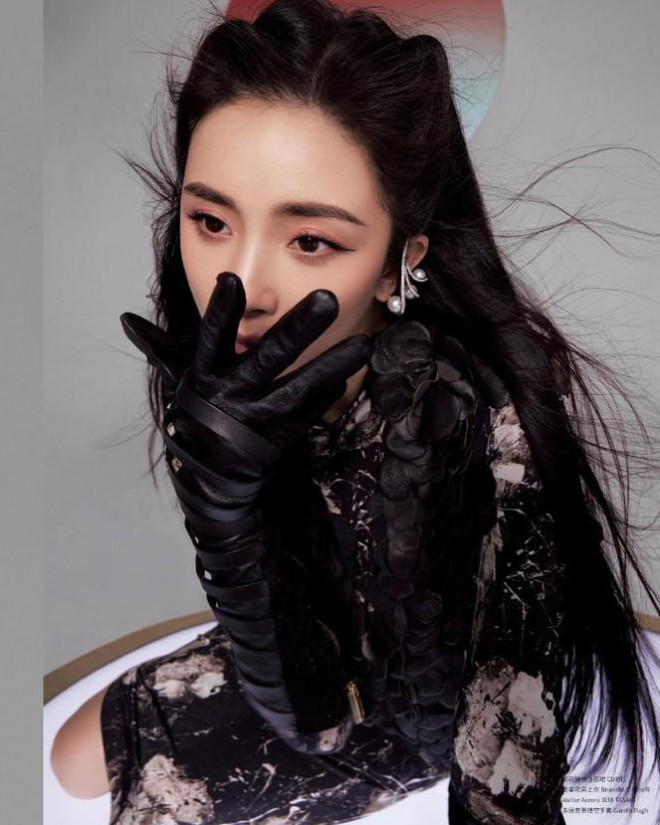 Dương Mịch quá đẹp và gợi cảm khiến fan ngất ngây - 12