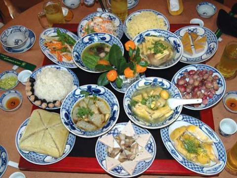 Mâm cỗ cúng Giao thừa đầy đủ và ý nghĩa nhất - 1