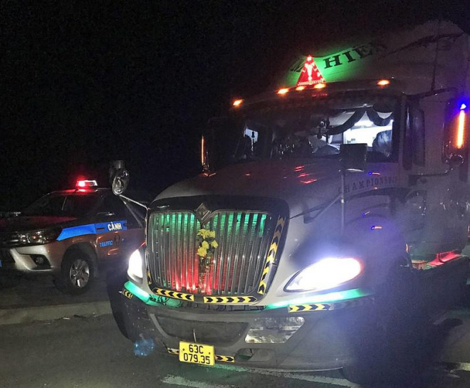 Tin tức 24h qua: Giấy chứng sinh của em bé đầu tiên ra đời ở Hoàng Sa năm 1939 - 2