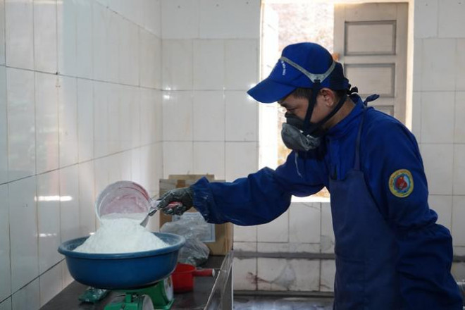 Tận thấy nơi sản xuất pháo hoa của Quân đội cung ứng ra thị trường - 2