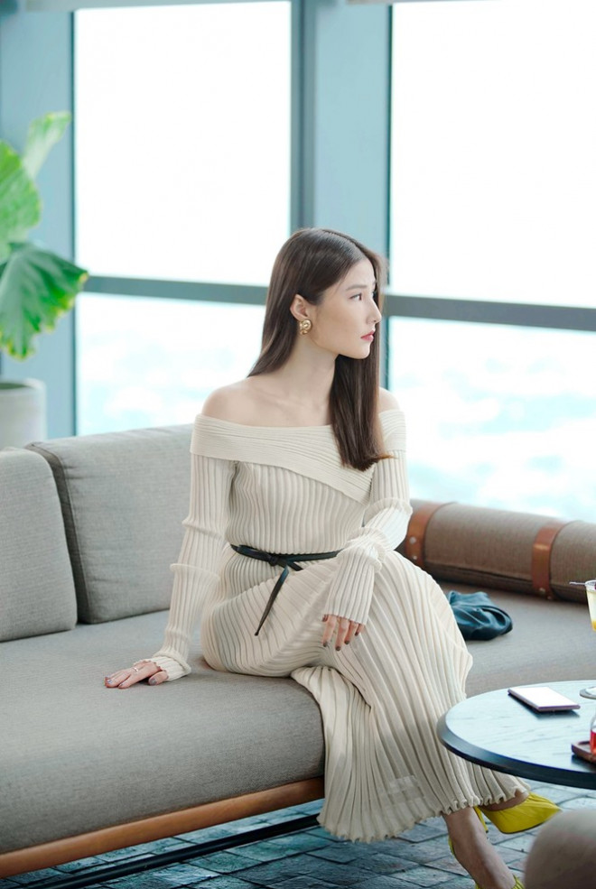 Tạo hình sang chảnh của 3 ngọc nữ hot nhất điện ảnh Việt: Nhã Phương, Lan Ngọc, Diễm My 9X trong phim mới - 4