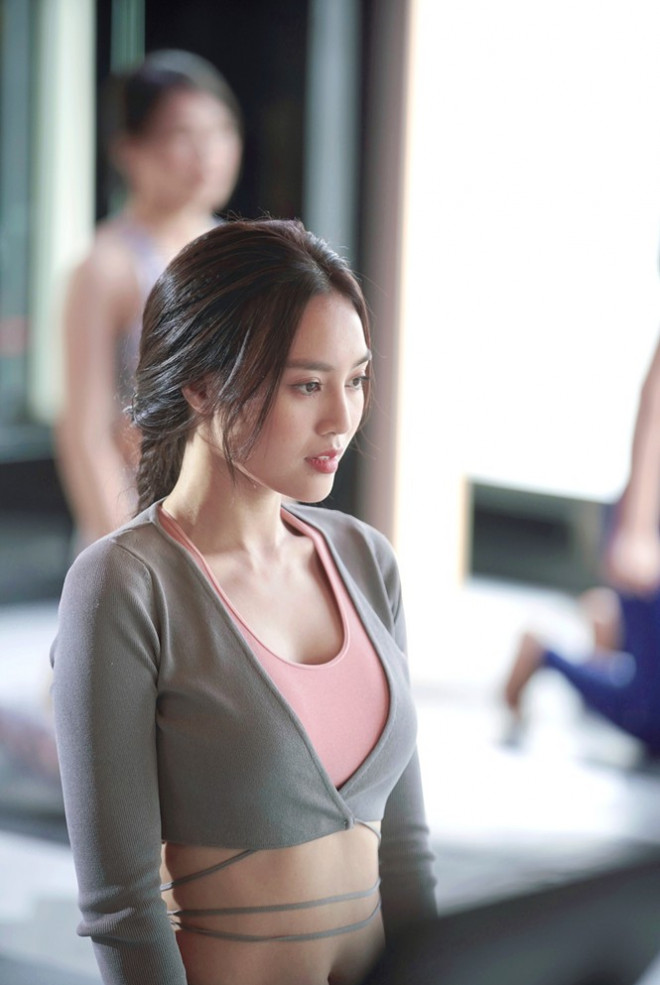 Tạo hình sang chảnh của 3 ngọc nữ hot nhất điện ảnh Việt: Nhã Phương, Lan Ngọc, Diễm My 9X trong phim mới - 3