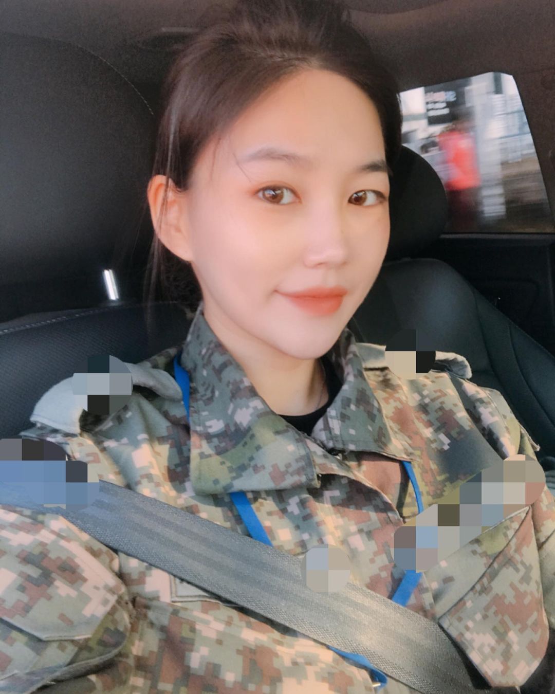 Cựu trung sĩ lục quân xứ Hàn gây shock với body "hồ lô", đẹp nhờ "quần quật" với gym - 2