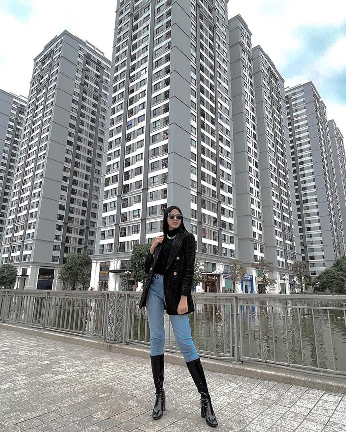 Hoa hậu Đỗ Thị Hà khoe đôi chân cực phẩm 1m11 với mốt "quần mất tích" - 4