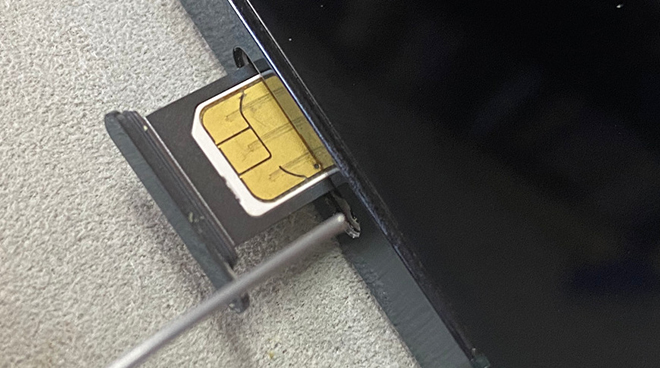 Detailed instructions on how to remove sim from iPhone fastest - 3