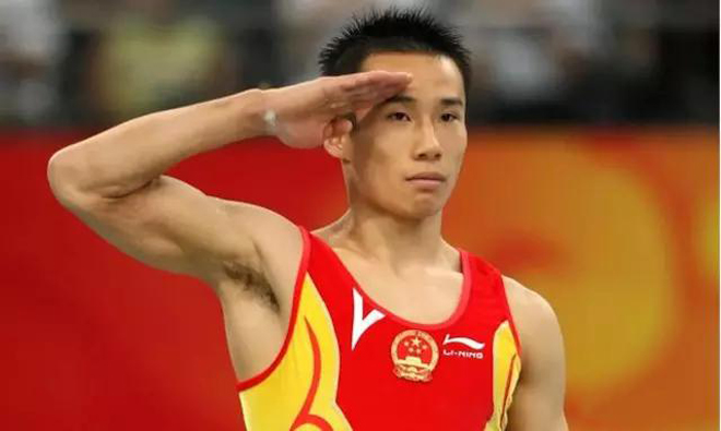 Nhà vô địch Olympic dan díu vợ cầu thủ, sạt nghiệp vì “hồ ly tinh” - 1