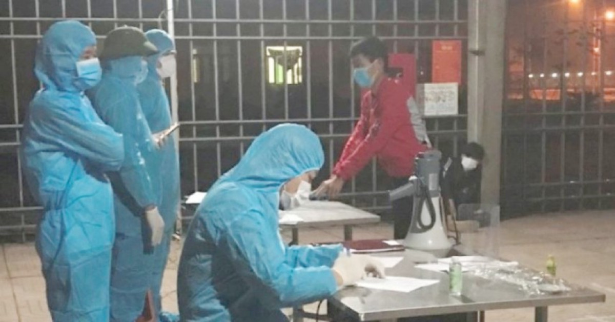 Xét nghiệm 9 người vượt biên từ Lào về quê… ăn Tết - 2