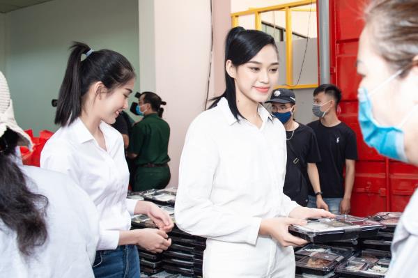 Trước thềm thi Miss World 2021, Hoa hậu Đỗ Thị Hà có những bước đi đầy thông minh - 2