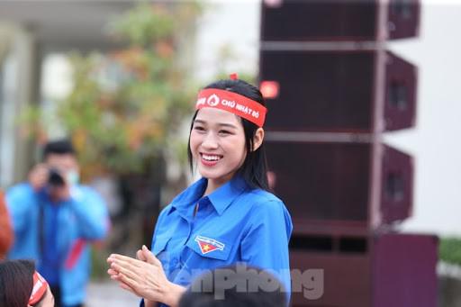 Trước thềm thi Miss World 2021, Hoa hậu Đỗ Thị Hà có những bước đi đầy thông minh - 7