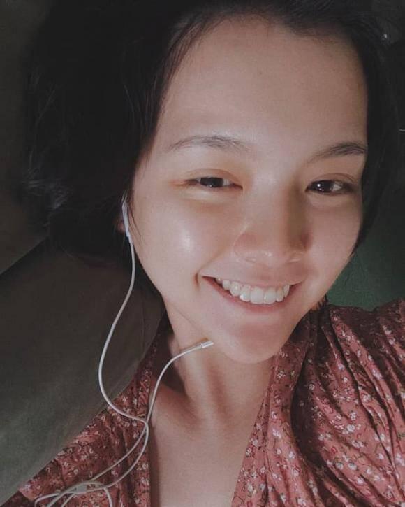 "Ngã ngửa" với mặt mộc khác lạ của "gà cưng" Hải Tú - 2