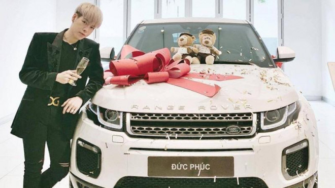 Bóc giá xế hộp bạc tỷ của những ca sỹ trẻ "hot hit" hiện nay - 1