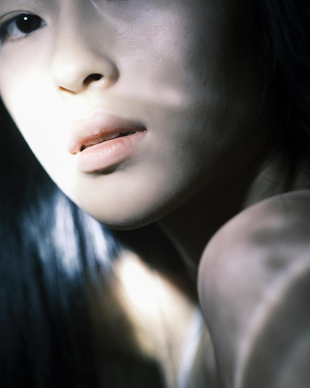 "Cô gái được Erik ngỏ lời lúc 2h sáng" được báo Trung ngợi ca đẹp hơn đại hoa đán - 7