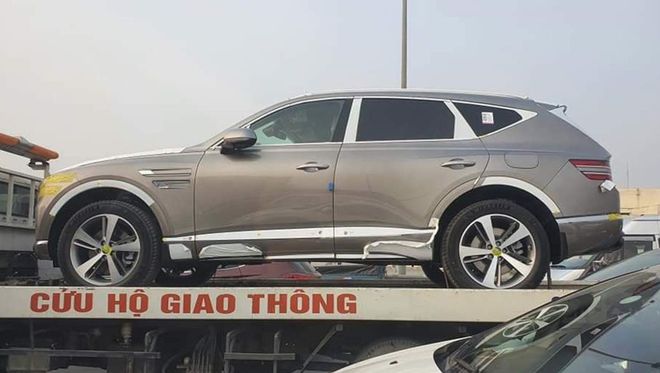 Xe sang Genesis GV80 2021 bất ngờ xuất hiện tại Việt Nam - 1