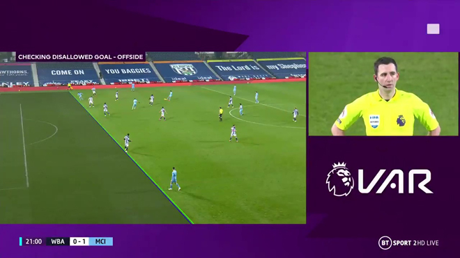 Tranh cãi: Man City được VAR "hậu thuẫn" lên đỉnh bảng xếp hạng, MU có phục? - 1