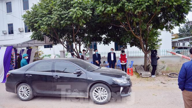 Cận cảnh 13 chốt kiểm soát khu dân cư ở Hải Dương vì ca mắc COVID-19 - 3