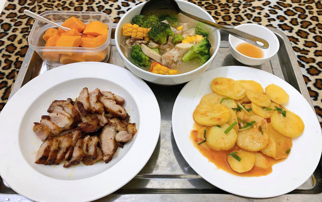 Chị em 