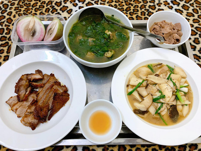 Chị em 