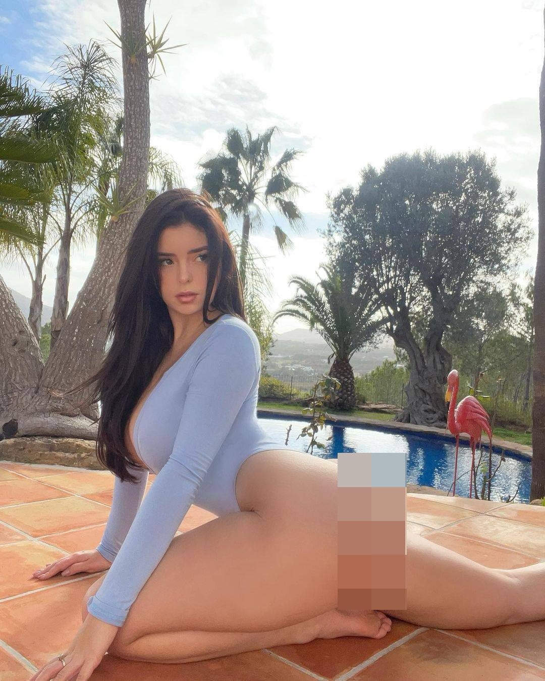 "Nấm lùn xinh nhất nước Anh" đăng ảnh giãn cơ nhưng nửa triệu người đồ dồn vào vòng 3 - 2