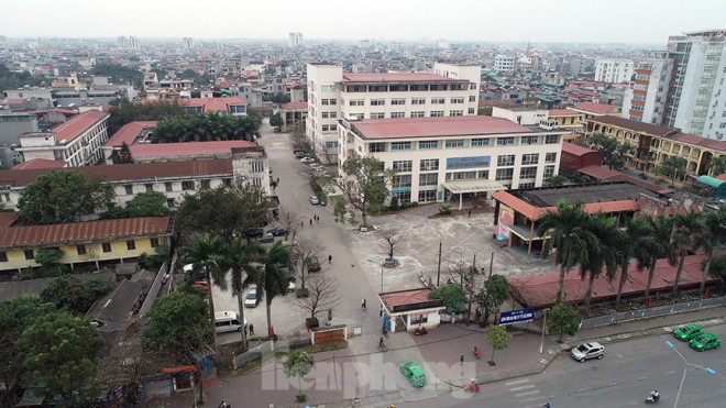 Bên trong bệnh viện dã chiến điều trị bệnh nhân COVID tại Hải Dương - 1