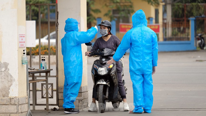 Bên trong bệnh viện dã chiến điều trị bệnh nhân COVID tại Hải Dương - 12