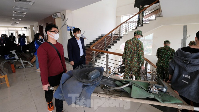 Bên trong bệnh viện dã chiến điều trị bệnh nhân COVID tại Hải Dương - 11