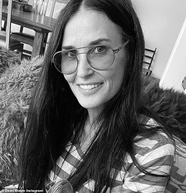 Minh tinh Demi Moore gây sốc với gương mặt khác lạ - 3