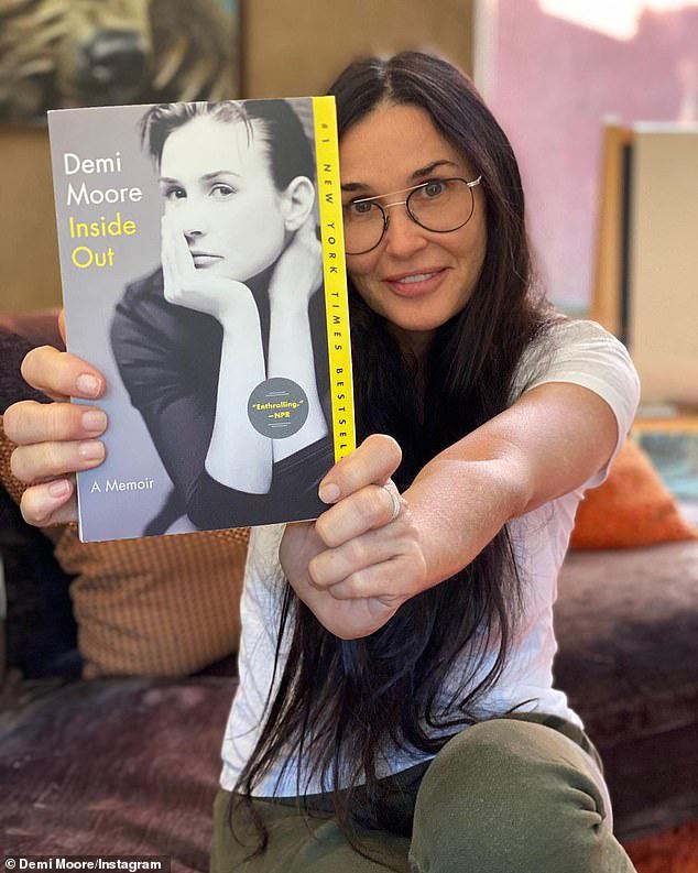 Minh tinh Demi Moore gây sốc với gương mặt khác lạ - 4