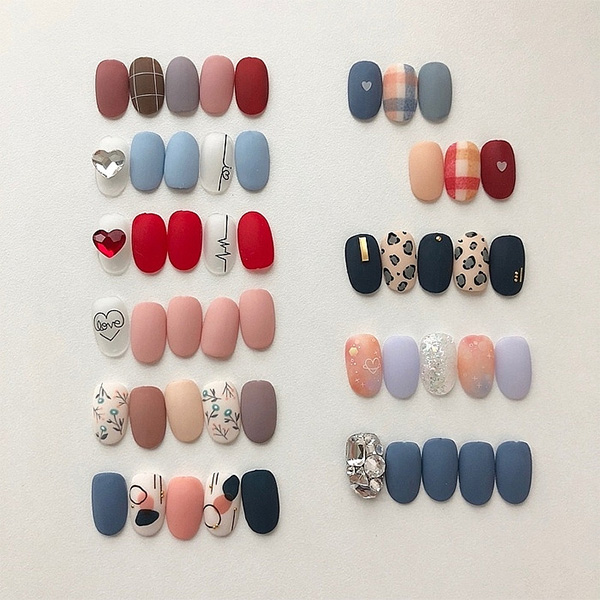 35 Mẫu sơn móng tay đẹp hot nhất mang lại vẻ đẹp sang trọng nhẹ nhàng - 32