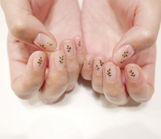 35 Mẫu sơn móng tay đẹp hot nhất mang lại vẻ đẹp sang trọng nhẹ nhàng - 23