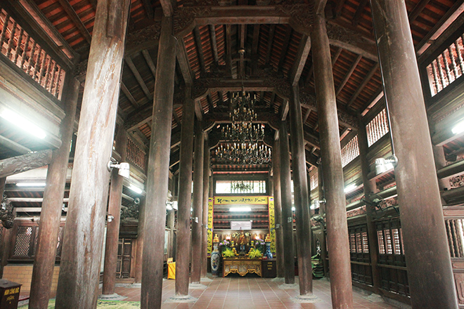 Chánh điện làm từ 600m3 gỗ lim ở Hà Nội - 5