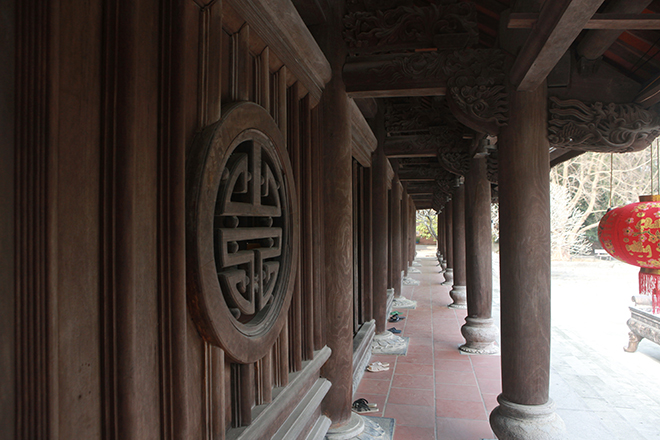 Chánh điện làm từ 600m3 gỗ lim ở Hà Nội - 6