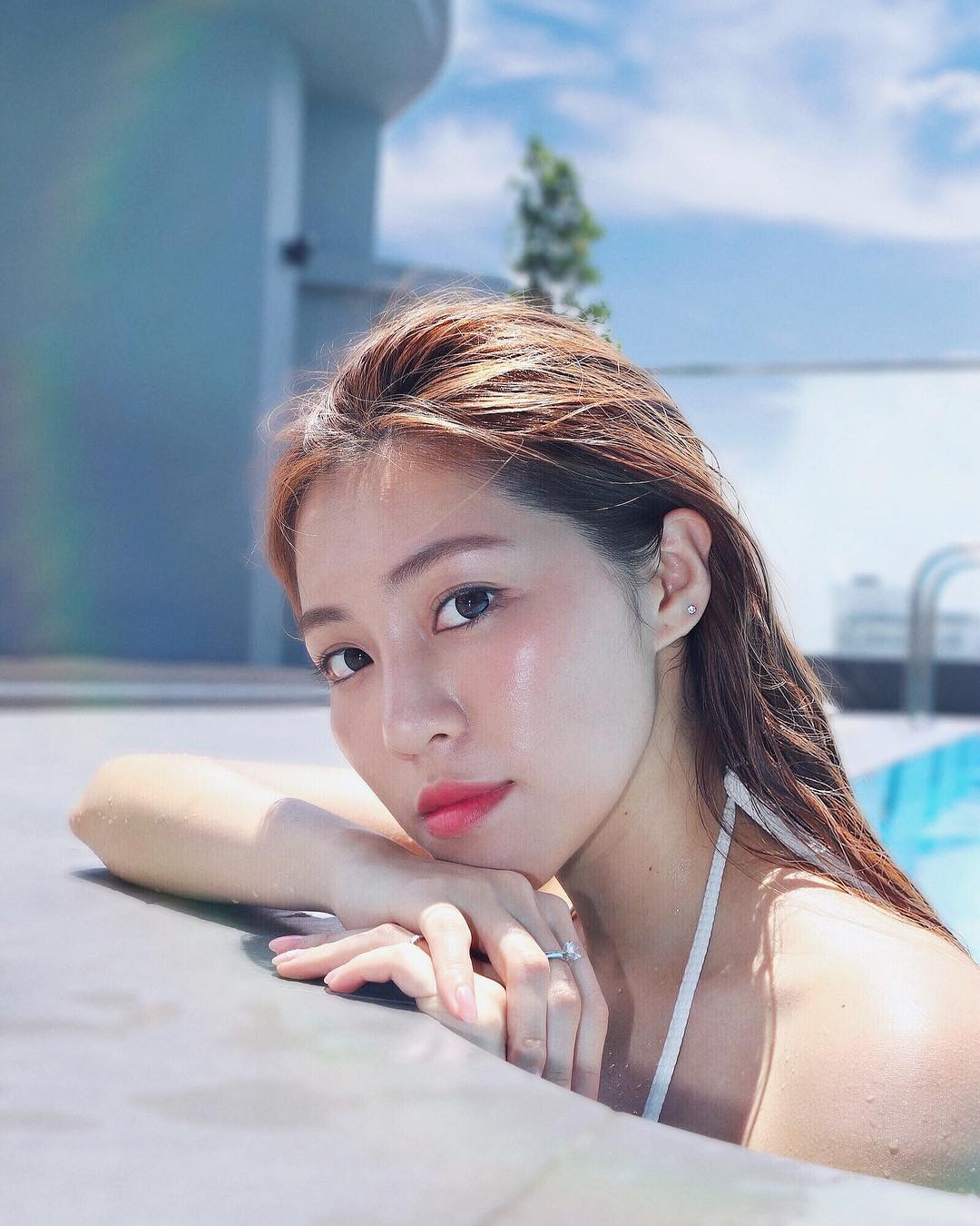 Tiếp viên hàng không Hong Kong chẳng những mặt xinh mà còn có vòng 1 "trời ban" - 3