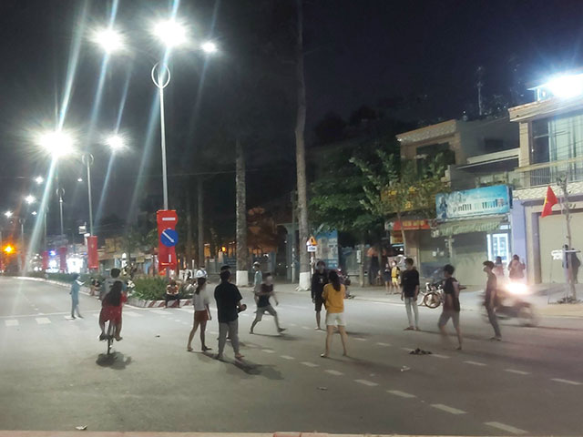 Bình Dương thông tin về 2 ca mắc mới COVID-19 trong cộng đồng - 2