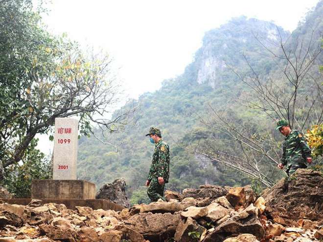 Những ngày ở chốt COVID-19 nơi biên giới: “Bố mẹ buồn nhưng Tổ quốc, biên giới cần con hơn” - 2