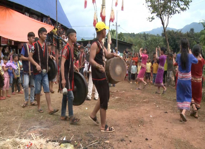Lễ cúng lúa mới, nét văn hóa đậm bản sắc dân tộc của người Xơ Đăng ở Kon Tum - 8