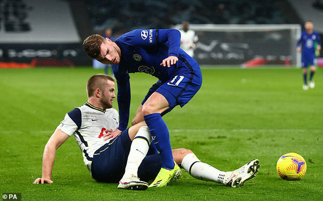 Tottenham thua Chelsea vì 11m: "Tội đồ" nhận "mưa gạch" từ cư dân mạng - 3