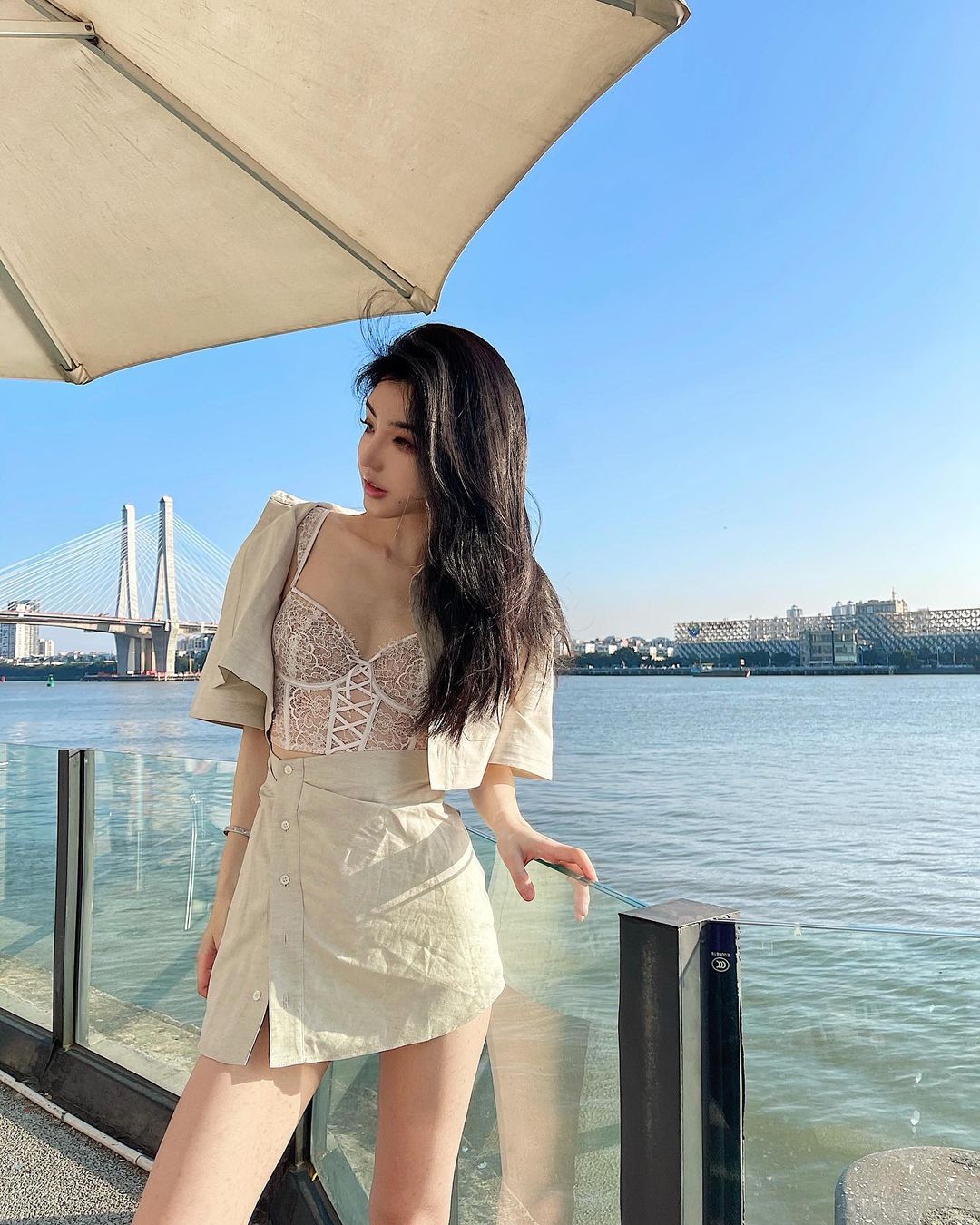 Danh tính người đẹp có vòng 2 xứng tầm định nghĩa "eo con kiến" khiến dân mạng si mê - 8