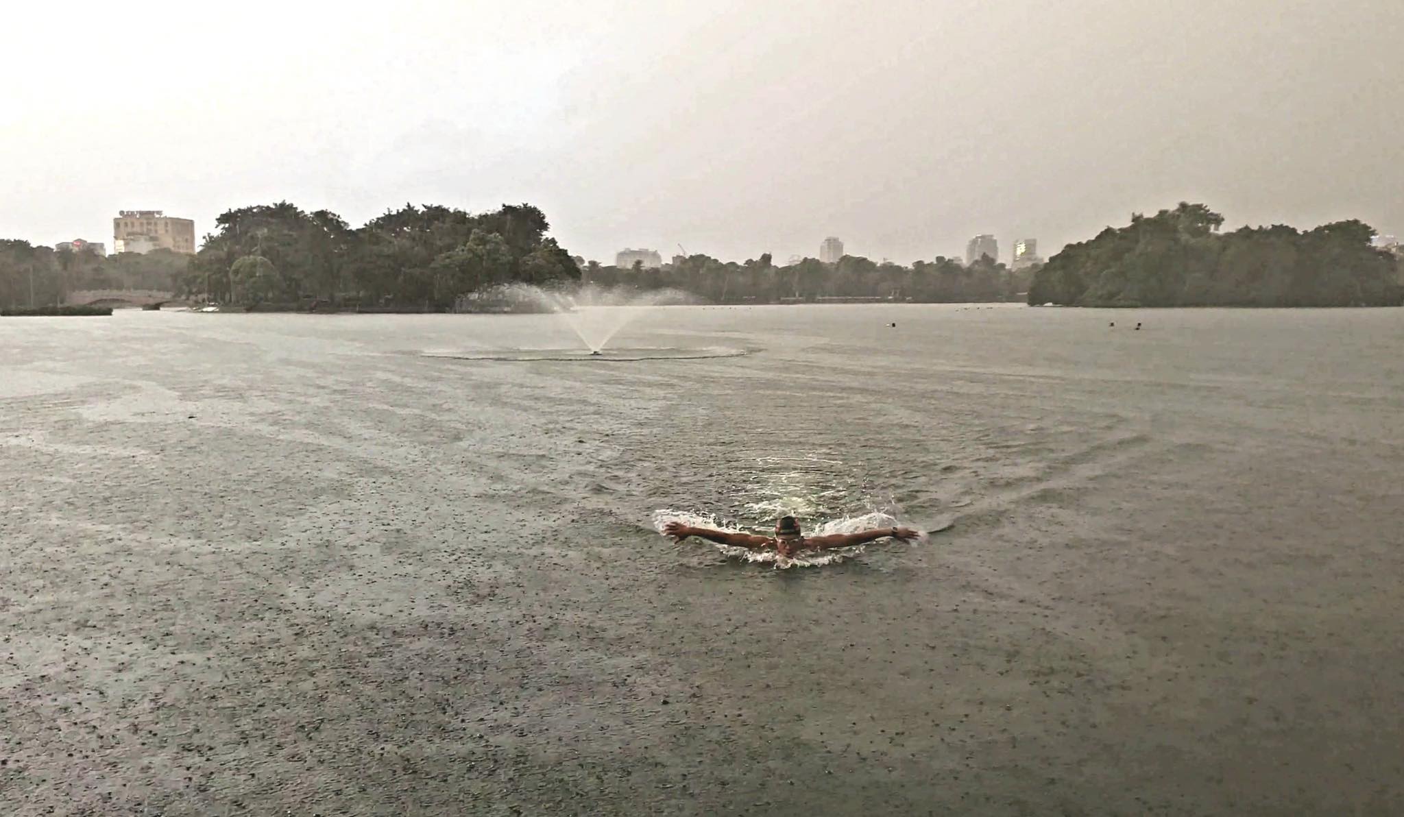 "Người cá" tiết lộ bí quyết bơi từ Hà Nội tới biển Thái Bình và kế hoạch vượt biển từ Bắc tới Nam - 11