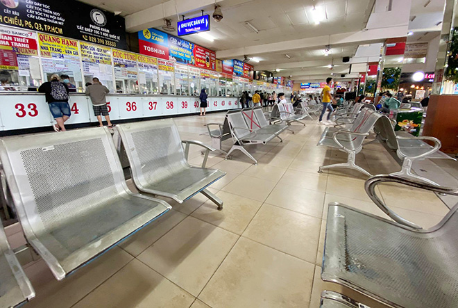 Hình ảnh khiến nhiều người bất ngờ ở bến xe Miền Đông trong ngày 24 tháng Chạp - 6