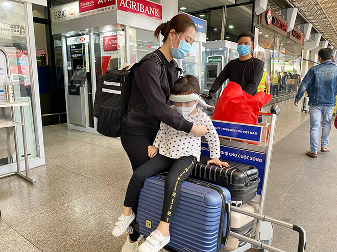 Hình ảnh khiến nhiều người bất ngờ ở bến xe Miền Đông trong ngày 24 tháng Chạp - 9