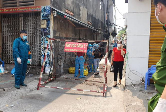 Bộ trưởng Y tế đề xuất TPHCM áp dụng Chỉ thị 16 chống COVID-19 - 1